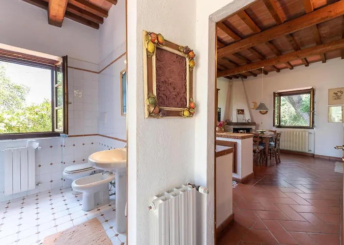 Scuolina بيت للعطل